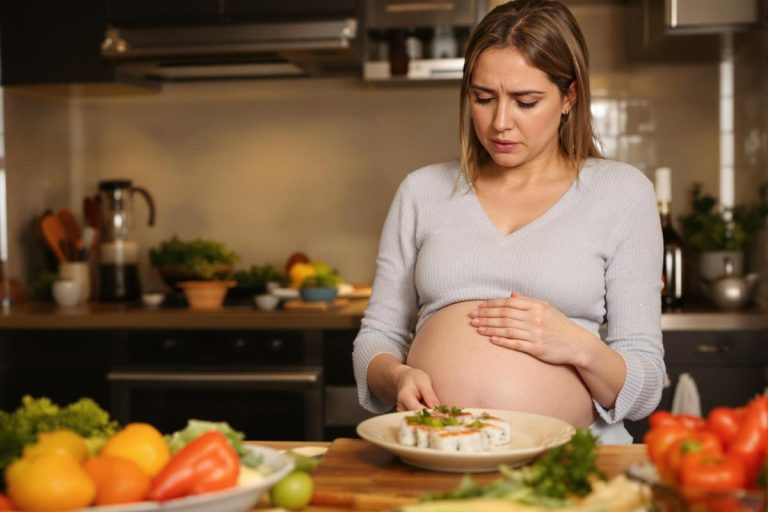 j'ai mangé du poisson cru enceinte : que faire ?